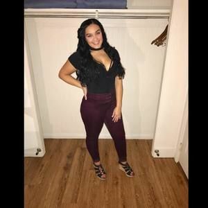 Meet your Posher, Alyssa